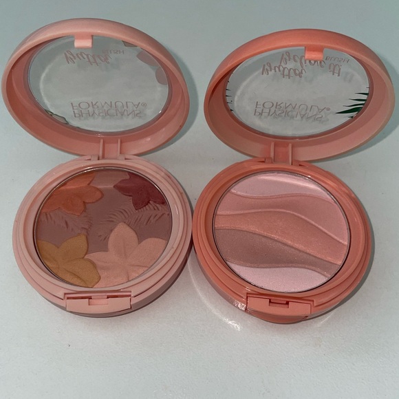 BLUSHES 🩷 - Picture 3 of 3